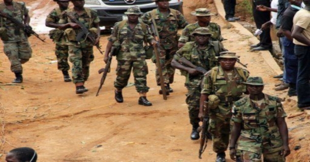 Nigeria : 11 morts dans des attaques contre une école et l'armée